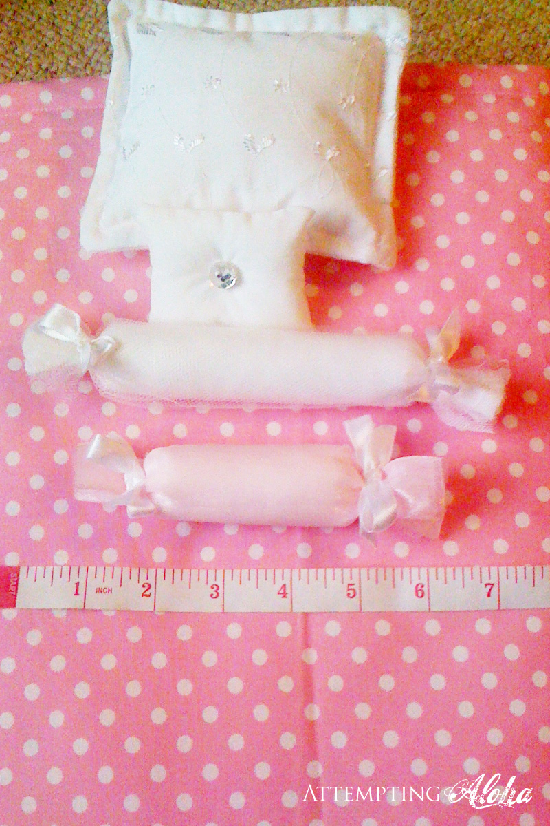 Doll Bedding Tutorial 2 Jelly Roll Pillow And Tootsie Roll Pillow
